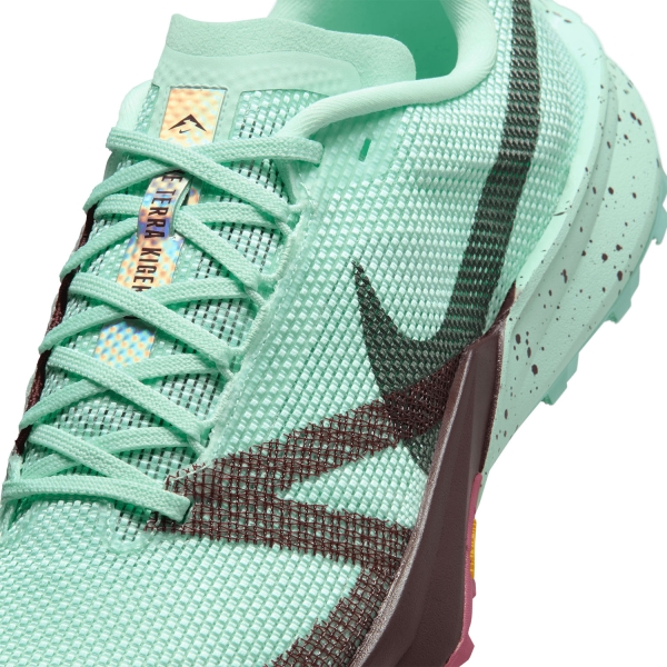 Nike React Terra Kiger 10 - Mint Foam/Seaweed/Burgundy Crush