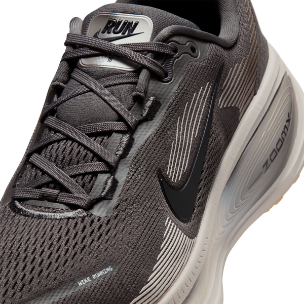 Nike Vomero 18 - Medium Ash/Black/College Grey/Pale Ivory