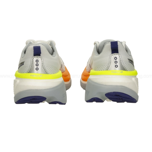 Saucony Hurricane 25 - White/Frigid