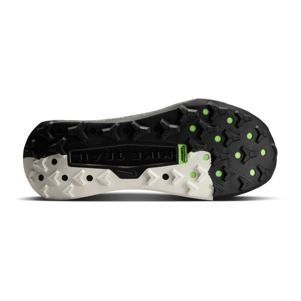 Nike Wildhorse 10 - Black/Phantom/Peat Moss/Volt Ice