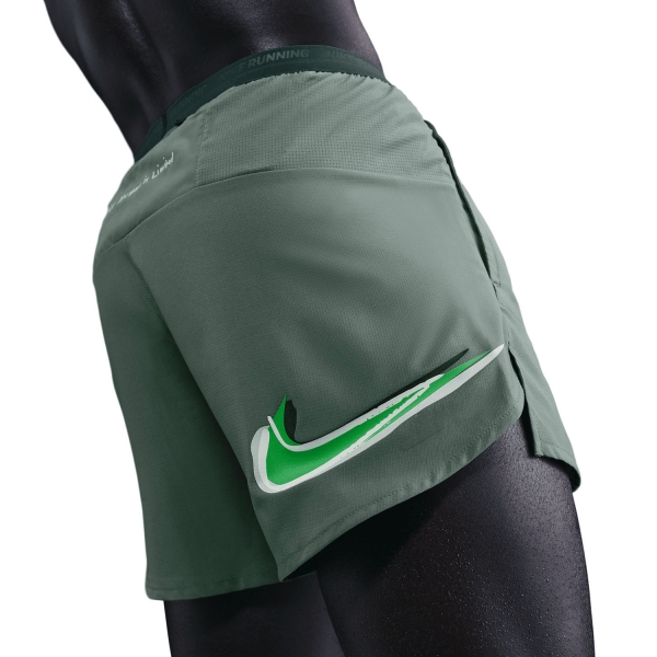 Nike Dri-FIT Stride 5in EK Pantaloncini - Clay Green/Seaweed