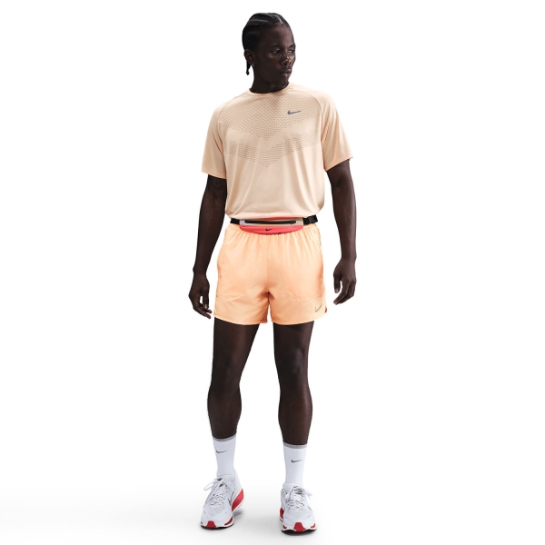Nike Dri-FIT Stride 5in Pantaloncini - Orange Chalk/Black/Reflective Silver