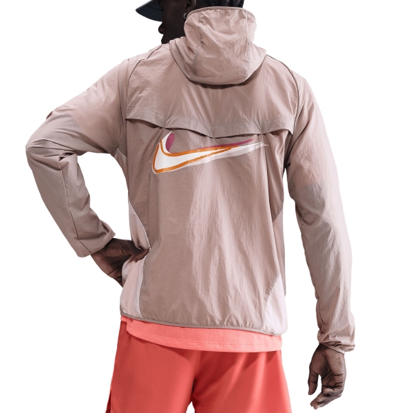 Nike Dri-FIT UV Stride EK Giacca - Malt/Silt Red