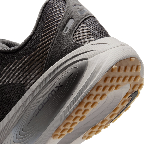 Nike Vomero 18 - Medium Ash/Black/College Grey/Pale Ivory
