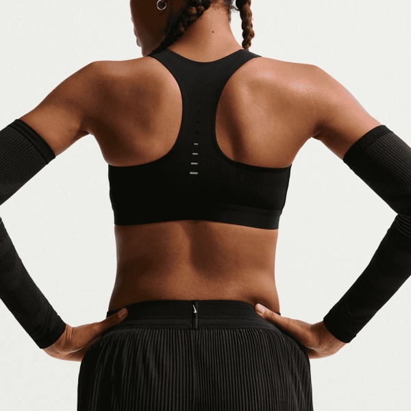 Nike Swift Sports Bra - Black/Silver