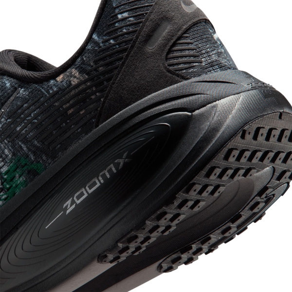 Nike Vomero 18 CM - Black/Metallic Dark Grey/Dark Smoke Grey