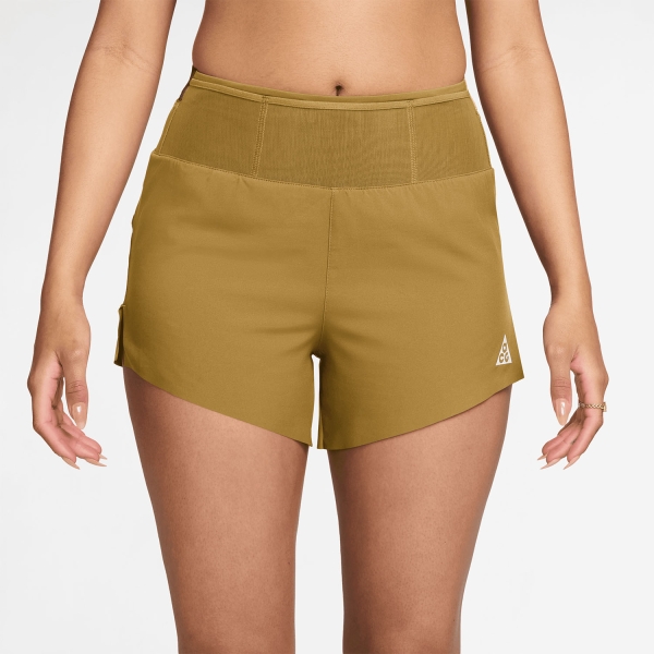 Pantalones Cortos Trail Running Mujer Nike ACG DriFIT 4in Shorts  Peat Moss/Ironstone/Summit White IO9649322