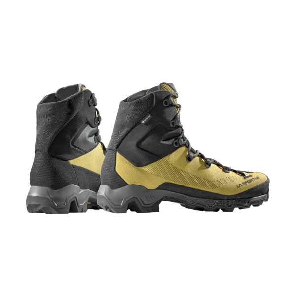 La Sportiva Aequilibrium Trek GTX - Savana/Carbon