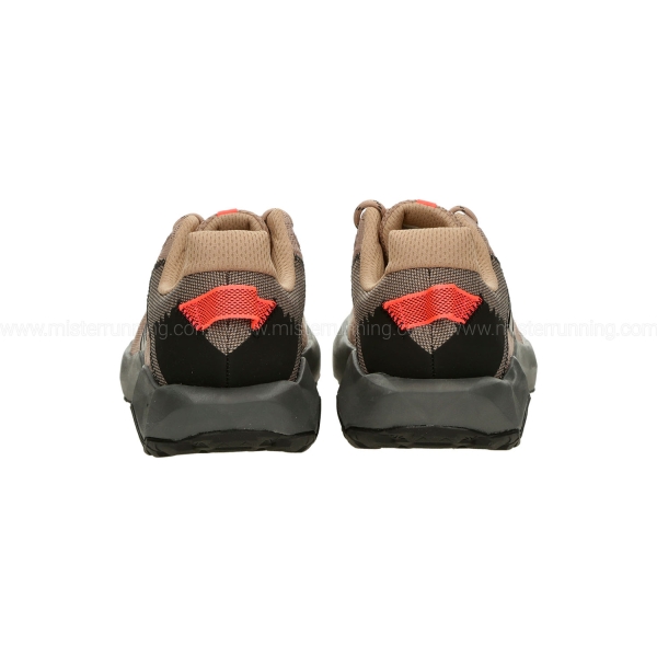 New Balance DynaSoft Nitrel v6 - Flat Taupe/Urgent Red/Black