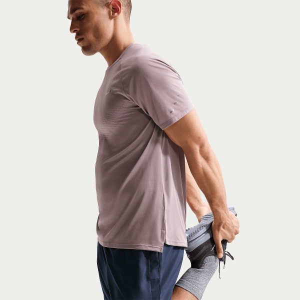 Nike Challenger Logo 7in Pantaloncini - Midnight Navy/Reflective Silver