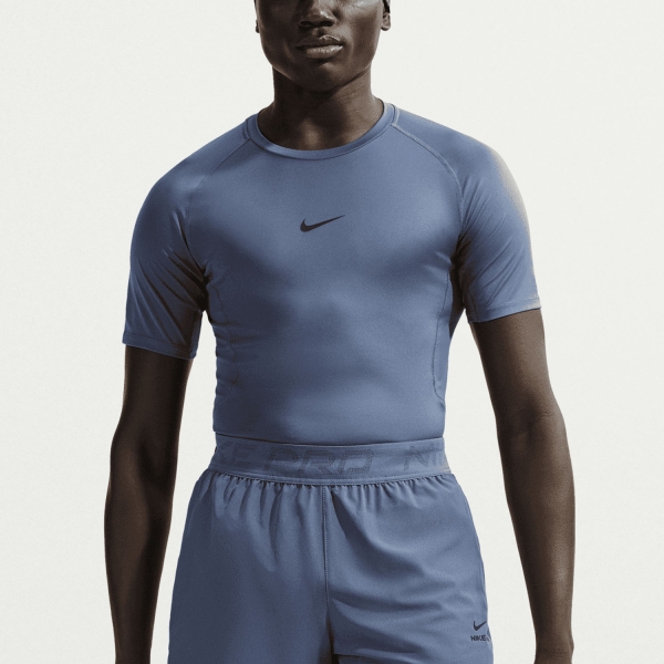 Men's Training T-Shirt Nike DriFIT Logo TShirt  Diffused Blue/Black FB7932491