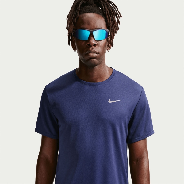 Nike Dri-FIT UV Run Division Miler T-Shirt - Midnight Navy/Reflective Silver