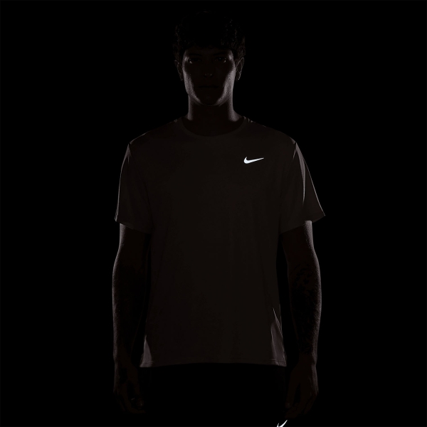 Nike Dri-FIT UV Run Division Miler T-Shirt - Moon Particle/Reflective Silver