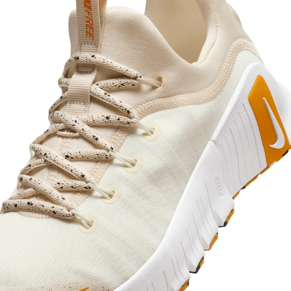 Nike Free Metcon 6 - Soft Pearl/Black/Pearl White