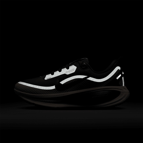 Nike Vomero 18 GTX - Black/Crimson Tint