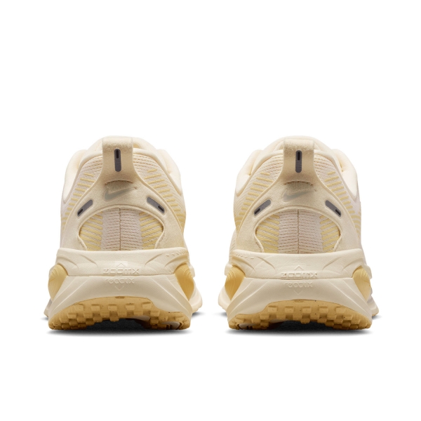 Nike Vomero 18 - Guava Ice/Sail/Orange Chalk