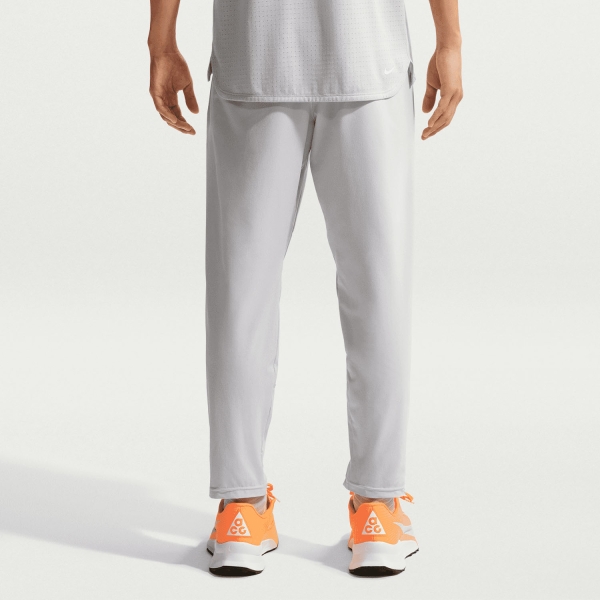 Nike ACG Dawn Range Pantaloni - Grey Fog/Summit White