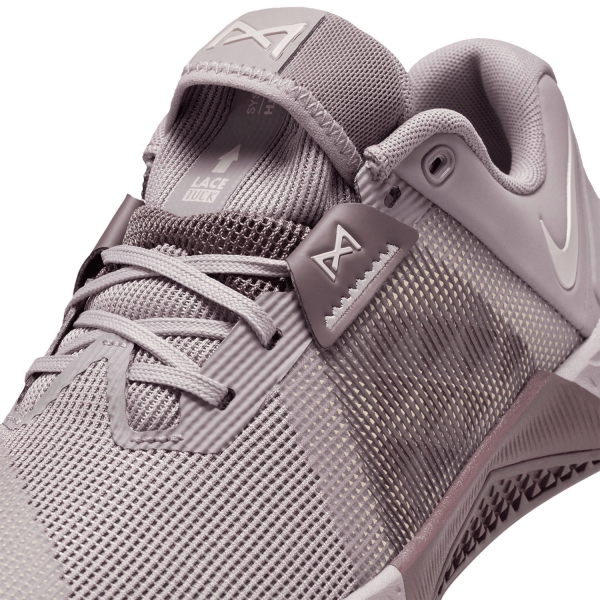 Nike Metcon 10 - Light Violet Ore/Silt Red/Tattoo