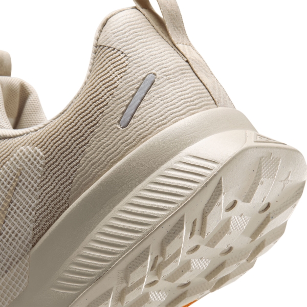 Nike Juniper Trail 3 - Cream/Light Orewood Brown/Safety Orange