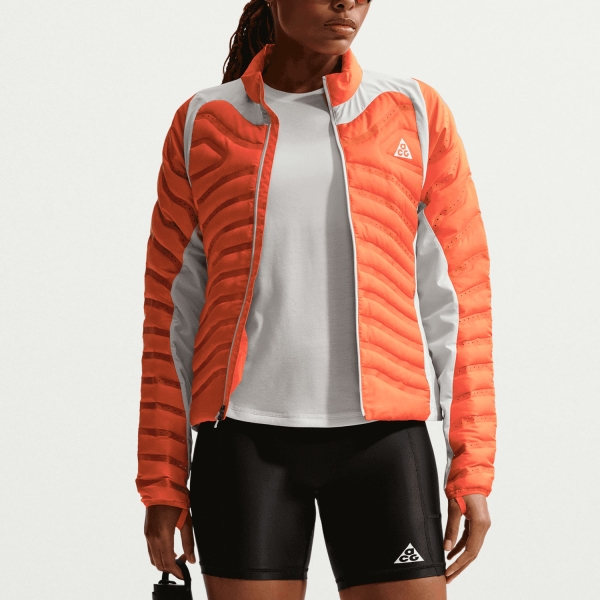 Chaqueta Trail Running para Mujer Nike ACG Lava Loft Chaqueta  Safety Orange/Summit White IO9134819
