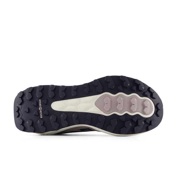 New Balance Fresh Foam Garoé v2 - Truffle Salt/Boysenberry/Black