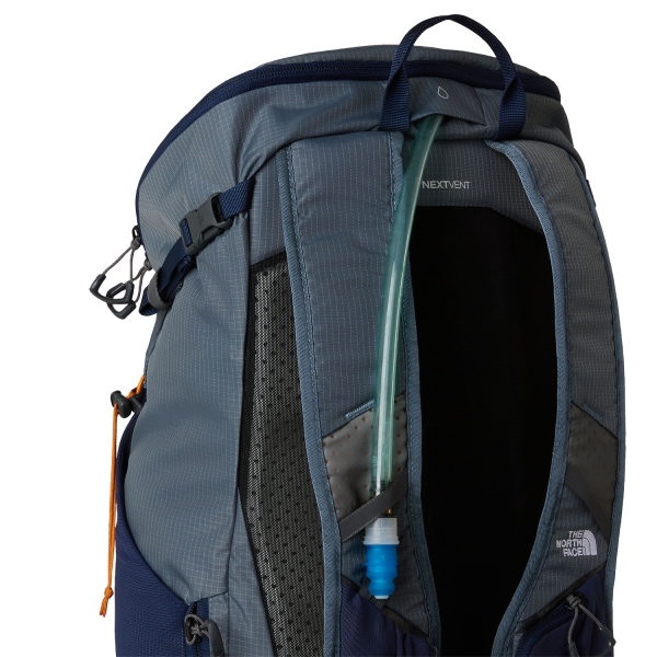 The North Face Trail Lite 24 Backpack - Granite Grey/Summit Navy/Dust Orange