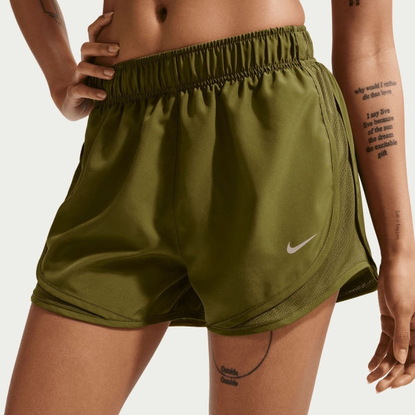 Pantaloncini Running Donna Nike DriFIT Tempo 3in Pantaloncini  Olive Flak/Reflective Silver HM6096368