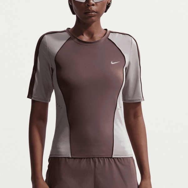 Maglietta Running Donna Nike Swift DriFIT Maglietta  Tattoo/Light Violet Ore/Reflective Silver IQ0173502