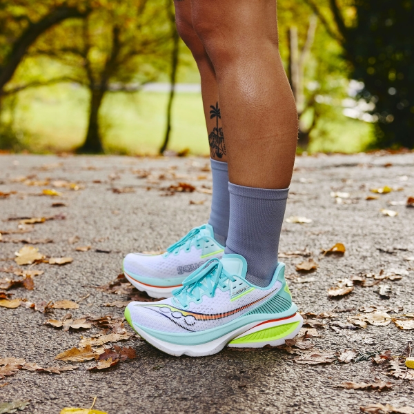 Saucony Endorphin Azura - White/Splash