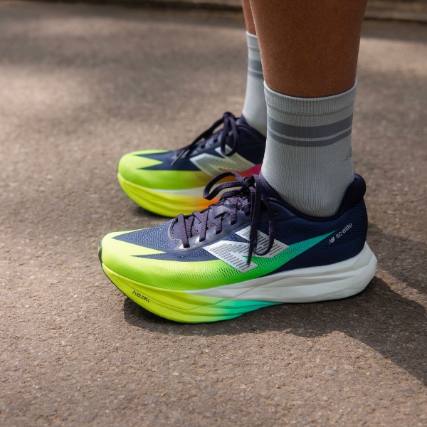 New Balance FuelCell SuperComp Elite v5 - Boysenberry/Afterglow