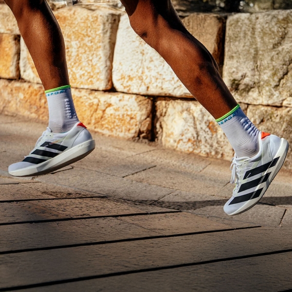 Compressport Pro Marathon V2.0 Calze - White/Norse Blue/Neon Green