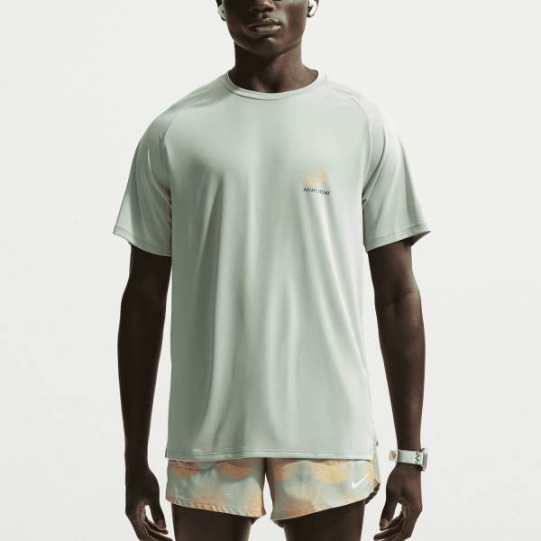 Maglietta Running Uomo Nike Stride Maglietta  Jade Horizon IO0543370