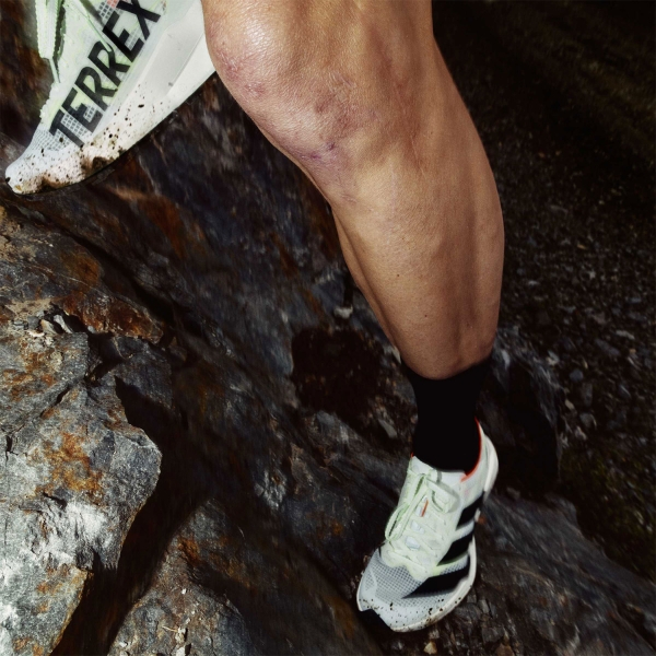 adidas Terrex Agravic Speed 2 - FTWR White/Core Black/Semi Impact Orange