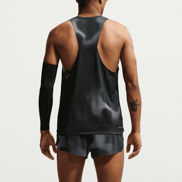 Nike Dri-FIT ADV AeroSwift Energy Canotta - Black/Dark Smoke Grey/Bright Crimson