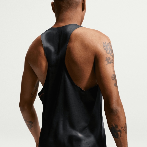 Nike Dri-FIT ADV AeroSwift Energy Canotta - Black/Dark Smoke Grey/Bright Crimson