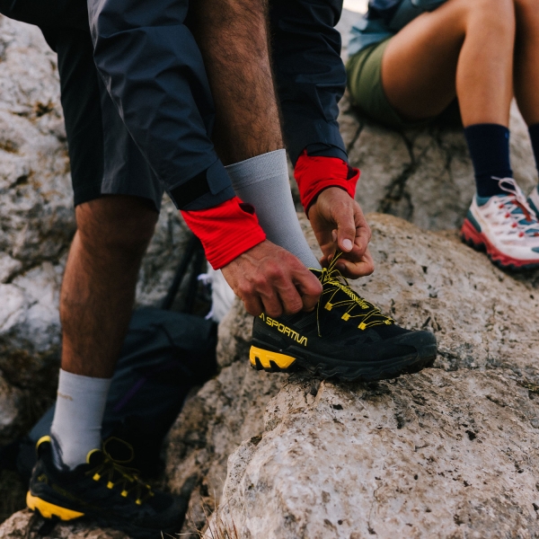 La Sportiva Ultra Raptor 3 - Black/Yellow