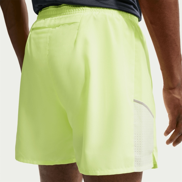 Nike Miler 2 in 1 5in Pantaloncini - Volt Ice/Barely Volt/Reflective Silver