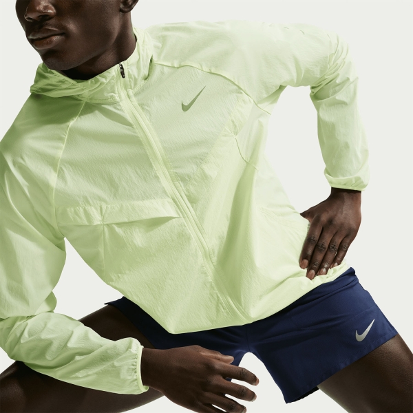 Nike Dri-FIT UV Stride Chaqueta - Barely Volt/Reflective Silver