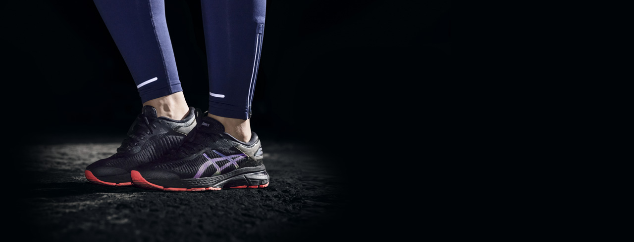 Asics Lite Show