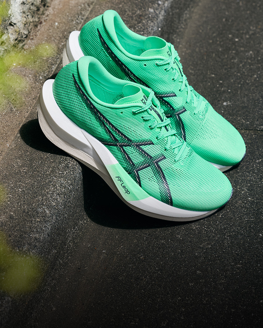 Lighter, more agile, faster
ASICS Magic Speed 5
