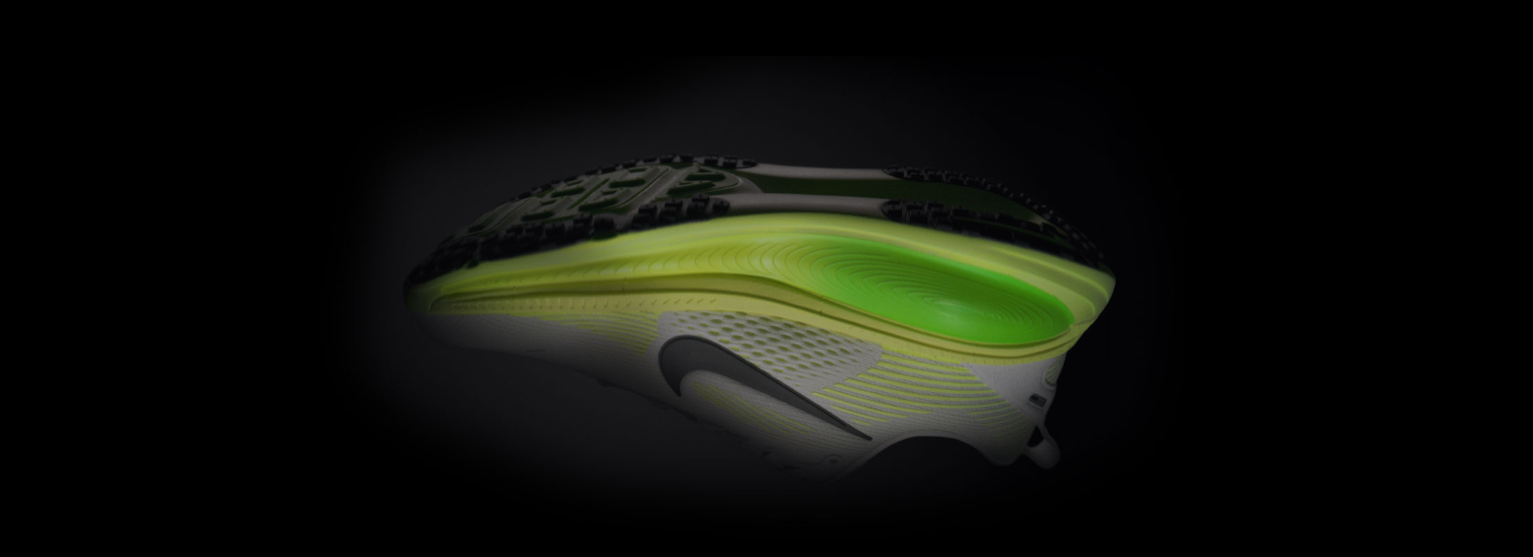STE Nike Vomero 18 UNICAL