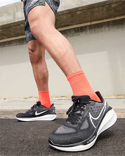 Nike Vomero 17 | Running Shoes | MisterRunning.com