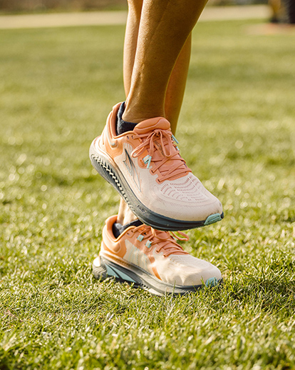 Altra Paradigm 7