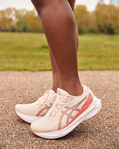 Asics Nagino