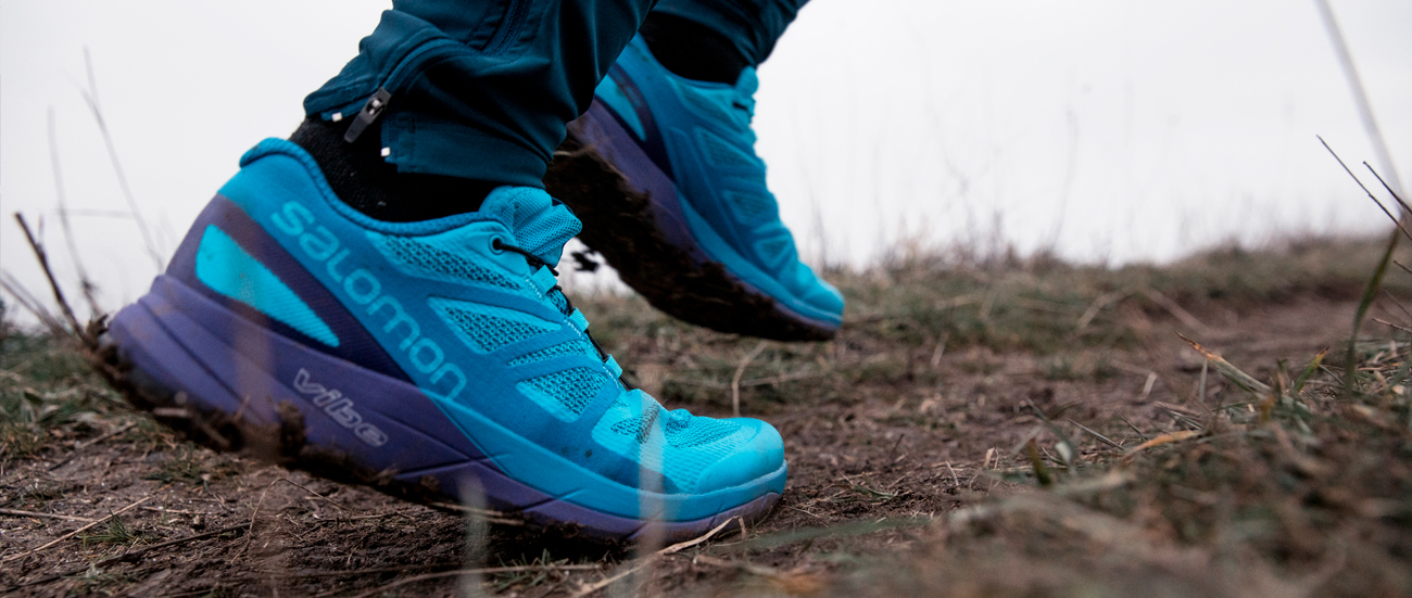 abbigliamento trail running salomon